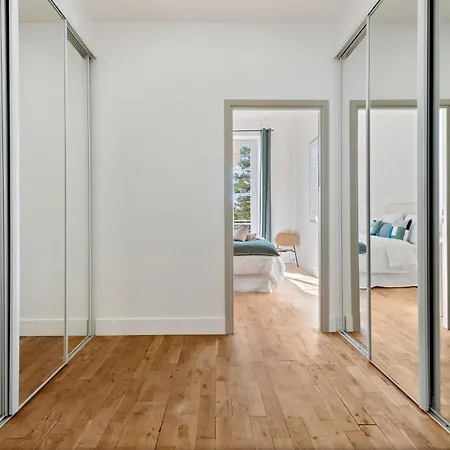 Renting - Victor - Historic Palace Luxury 3 Bedrooms Parking 公寓 *