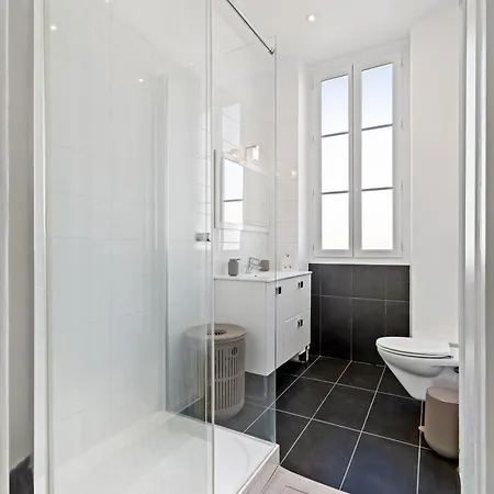 Renting - Victor - Historic Palace Luxury 3 Bedrooms Parking 公寓 *