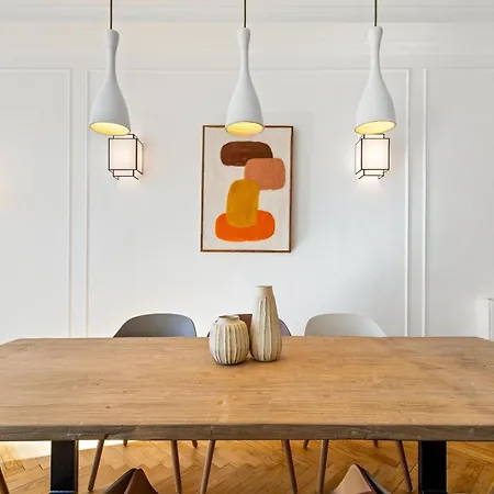 公寓 Renting - Victor - Historic Palace Luxury 3 Bedrooms Parking