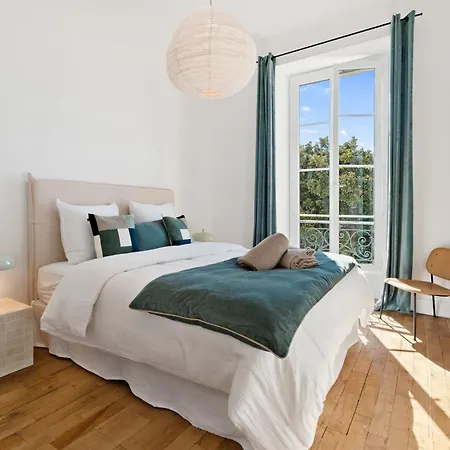Renting - Victor - Historic Palace Luxury 3 Bedrooms Nizza